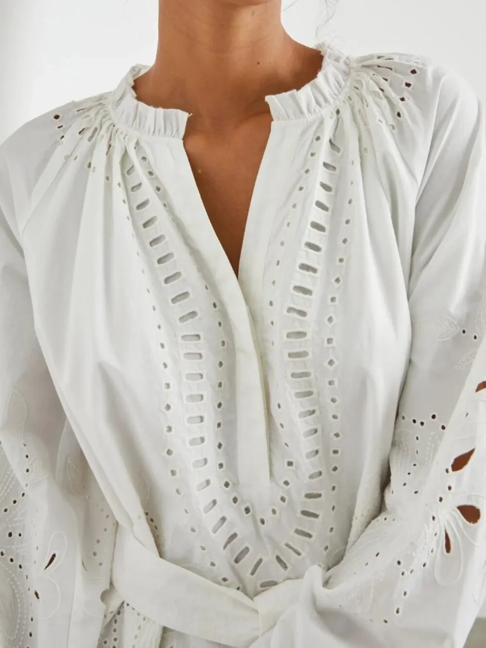 Saylor Dress - Picture 2 of 4